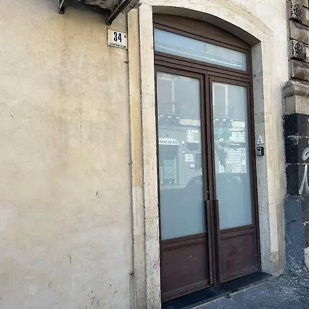 Lucrezia's A Апартаменты